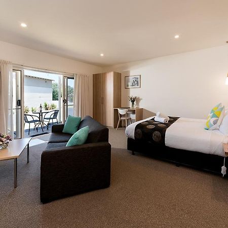 Boathouse Resort Studios And Suites Blairgowrie Extérieur photo