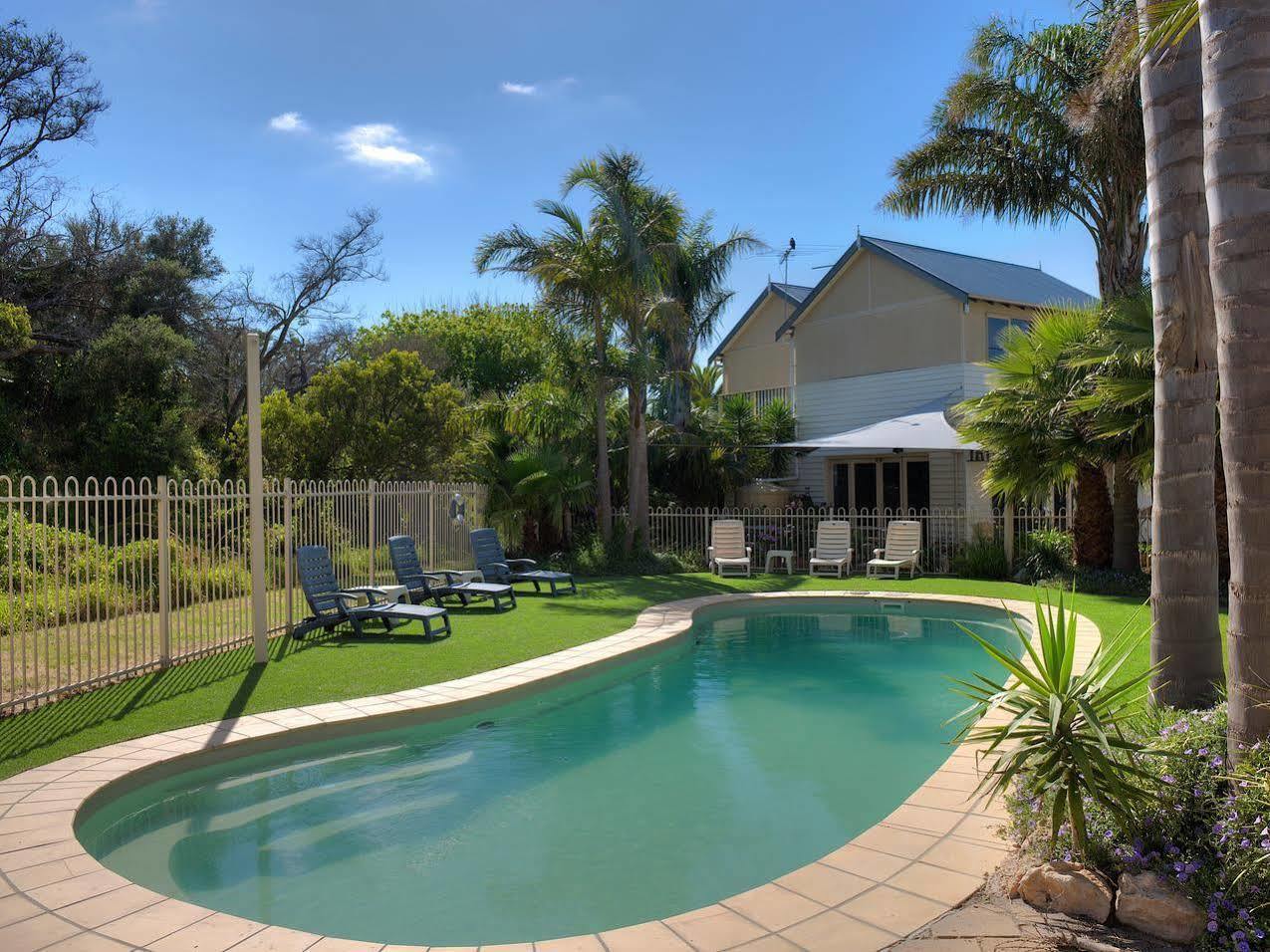 Boathouse Resort Studios And Suites Blairgowrie Extérieur photo