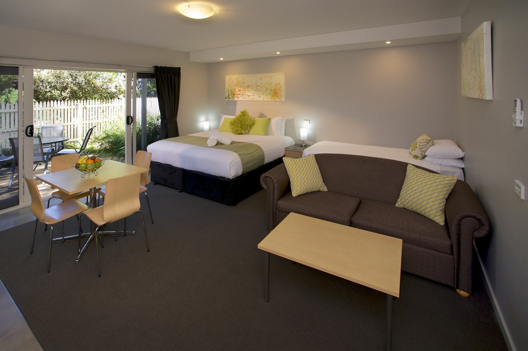 Boathouse Resort Studios And Suites Blairgowrie Extérieur photo